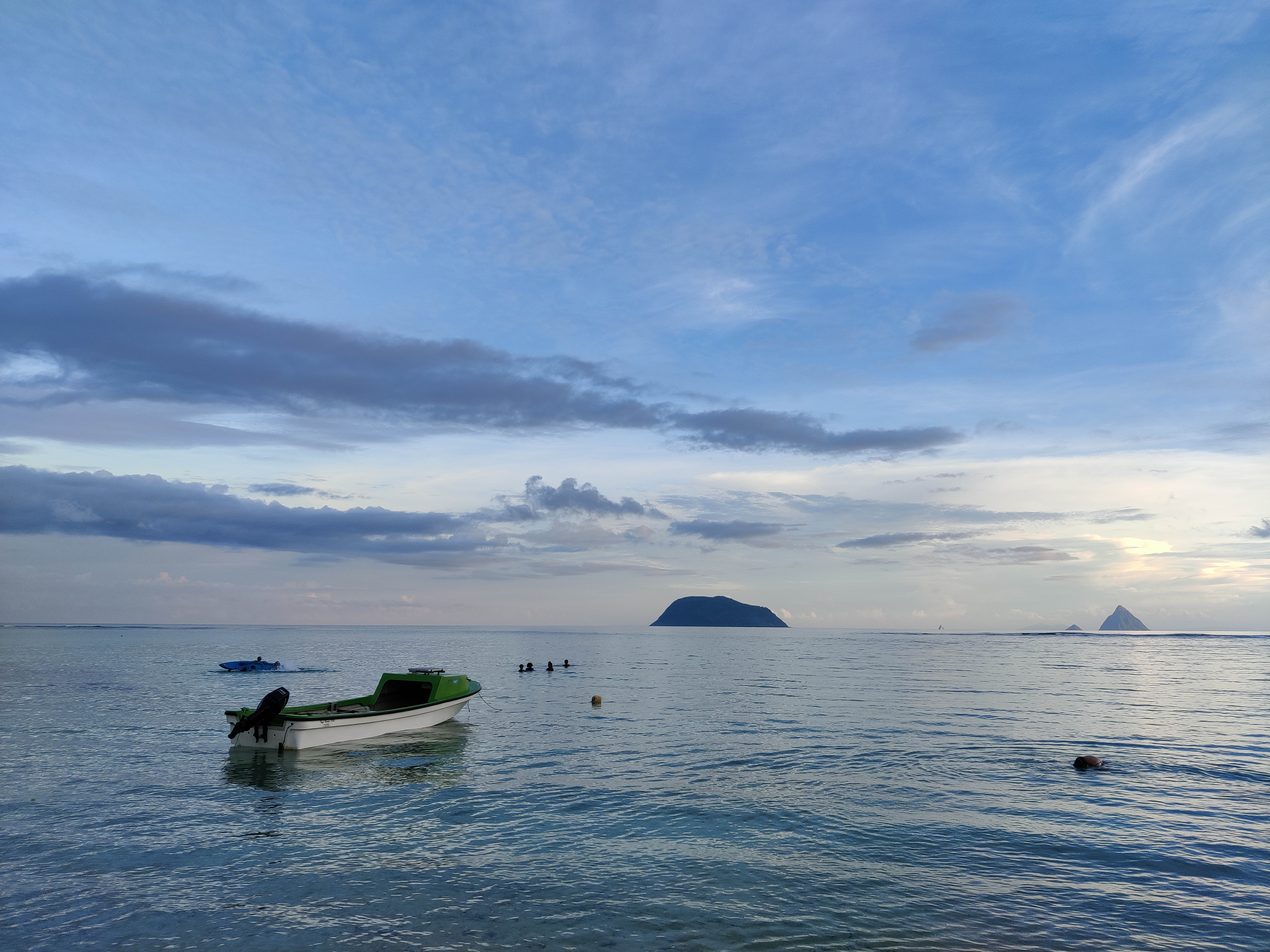Efaté island loop